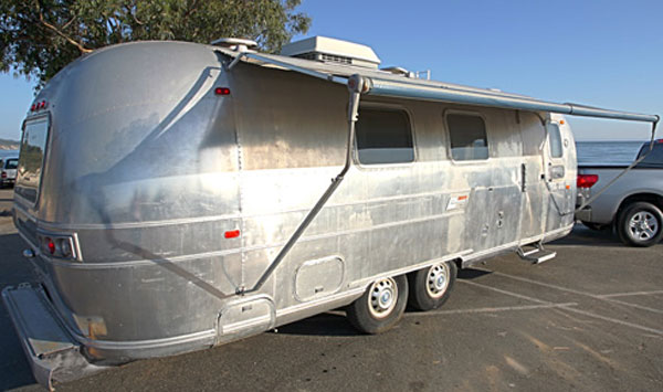 1972 Airstream Overlander 27' -- SOLD!
